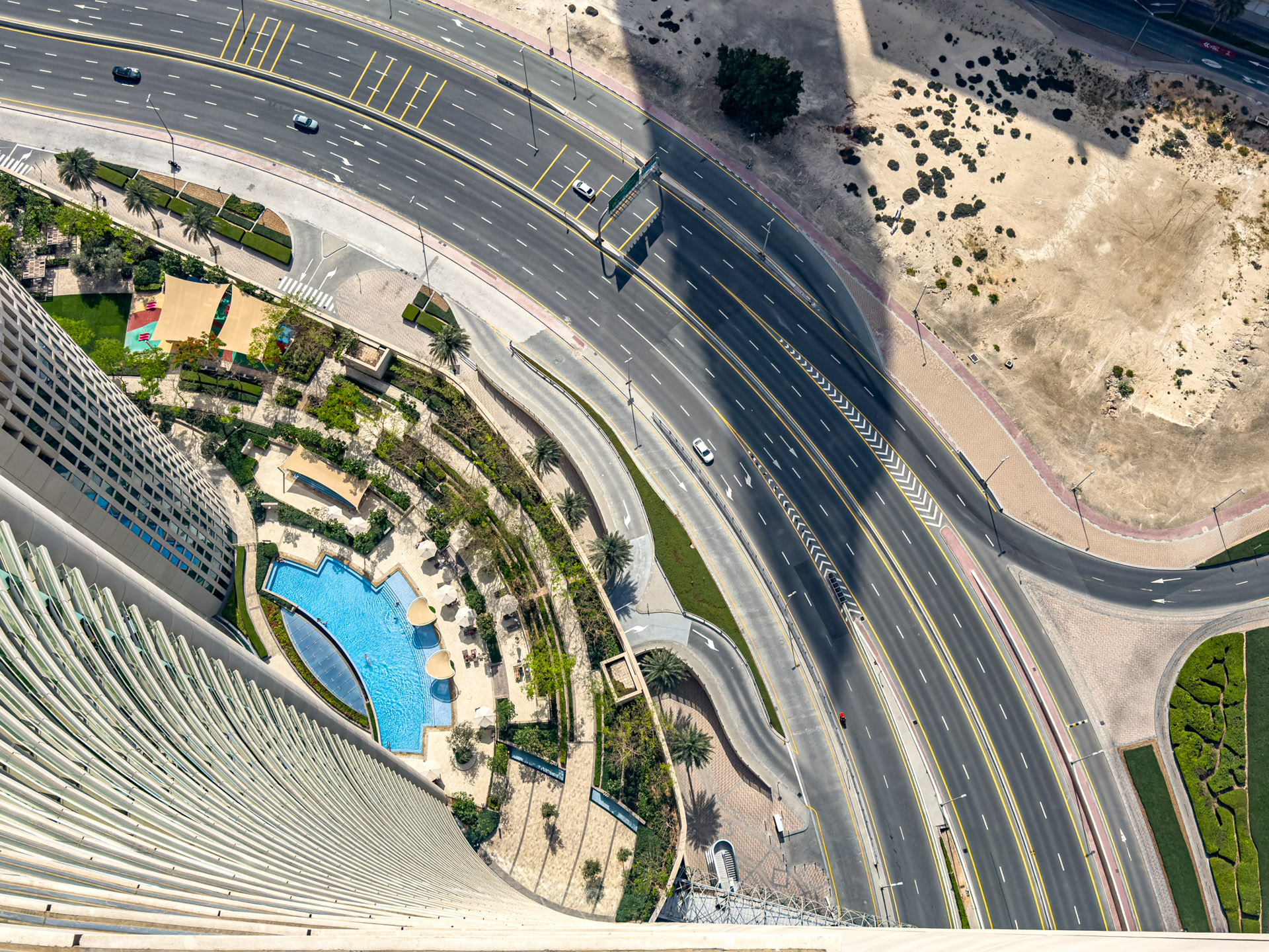 Views - Burj Vista — image 4